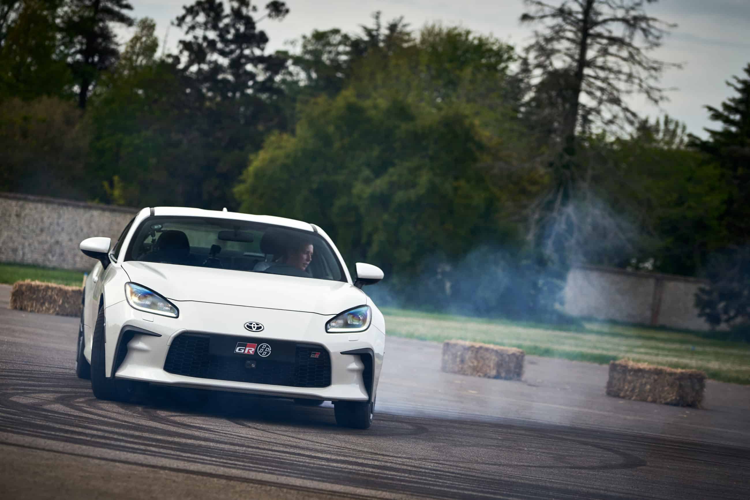 Toyota GR86 drift